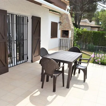 Flores 4a Villa *